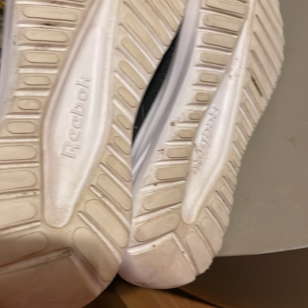 Men’s Reebok size 10 - Picture 8 of 8